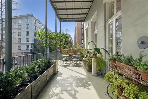 $1,200,000 | 225 Girod Street, Unit 202, New Orleans, LA 70130