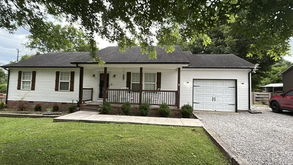 $320,000 | 107 High Street, Chapel Hill, TN 37034