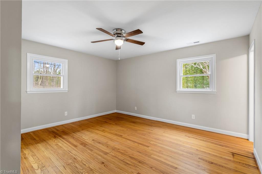 1113 Rustic Road Greensboro, NC 27410 - Photo 32 of 50