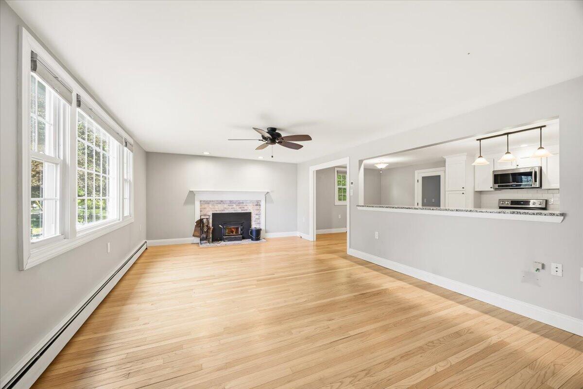 70 Springwood Road South Portland, ME 04106 - Photo 4 of 34 04-70 Springwood-4
