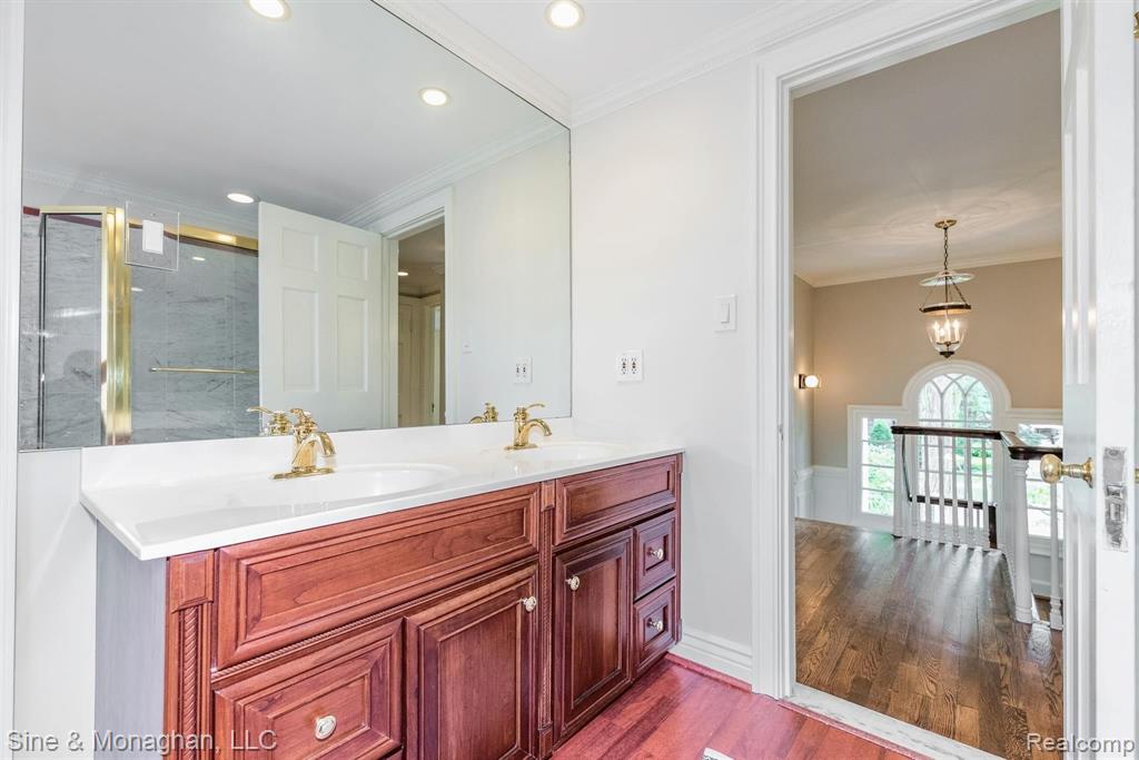 342 Touraine Road Grosse Pointe Farms, MI 48236 - Photo 27 of 49