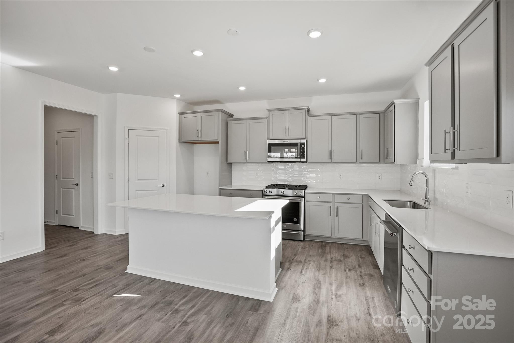 13737 Roderick Drive, Unit 186 Huntersville, NC 28078 - Photo 6 of 44 Gallery Image 6