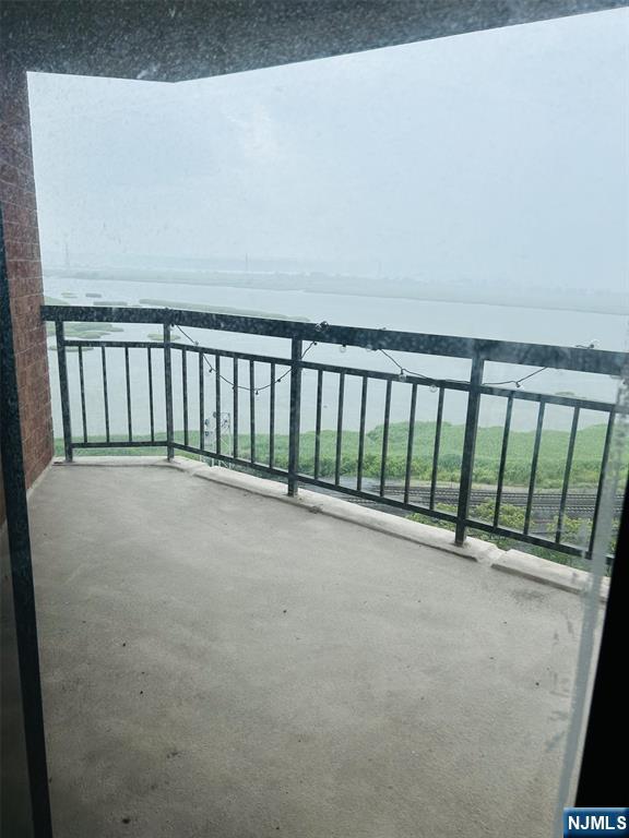 1040 Harmon Cove Tower, Unit 1040 Secaucus, NJ 07094 - Photo 10 of 15 a view of a balcony