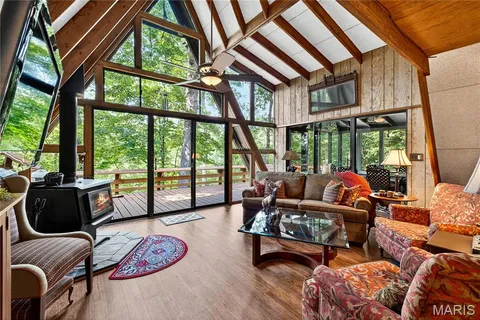 $559,000 | 695 Shadow View Drive, Wright City, MO 63390