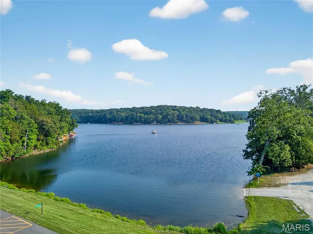 $559,000 | 695 Shadow View Drive, Wright City, MO 63390