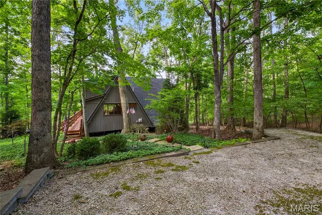 $559,000 | 695 Shadow View Drive, Wright City, MO 63390