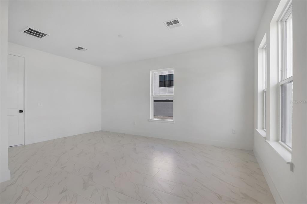 15178 Groveside Road Winter Garden, FL 34787 - Photo 4 of 32