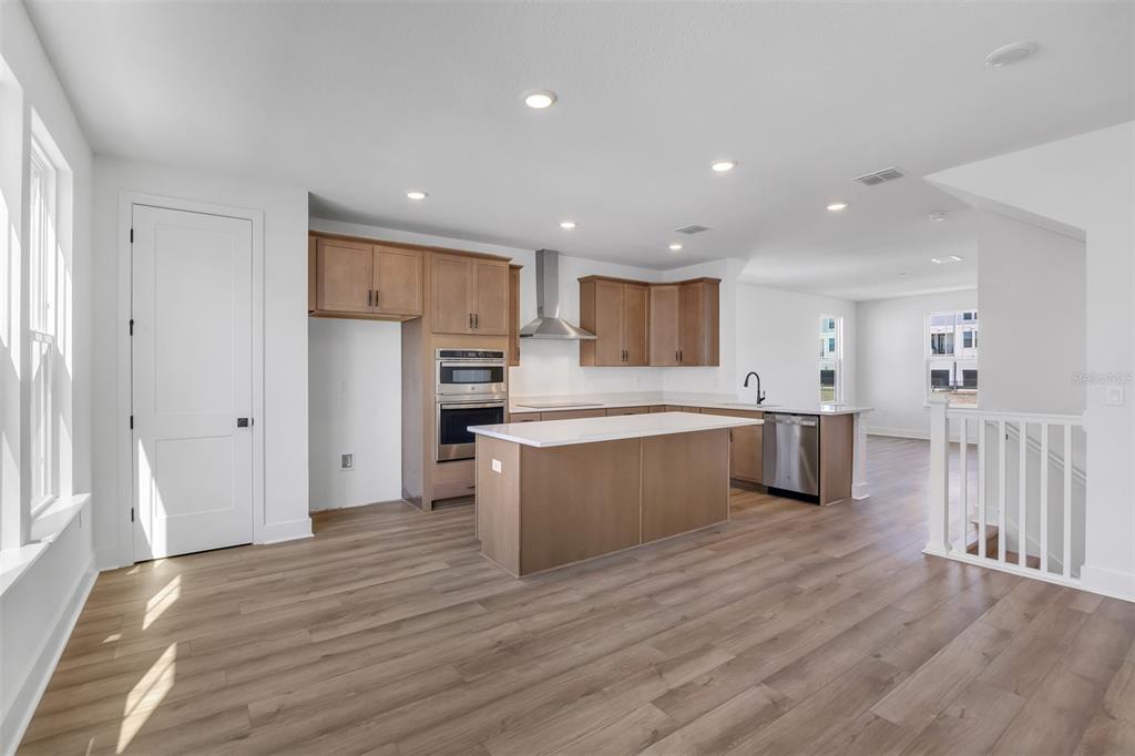 15178 Groveside Road Winter Garden, FL 34787 - Photo 10 of 32