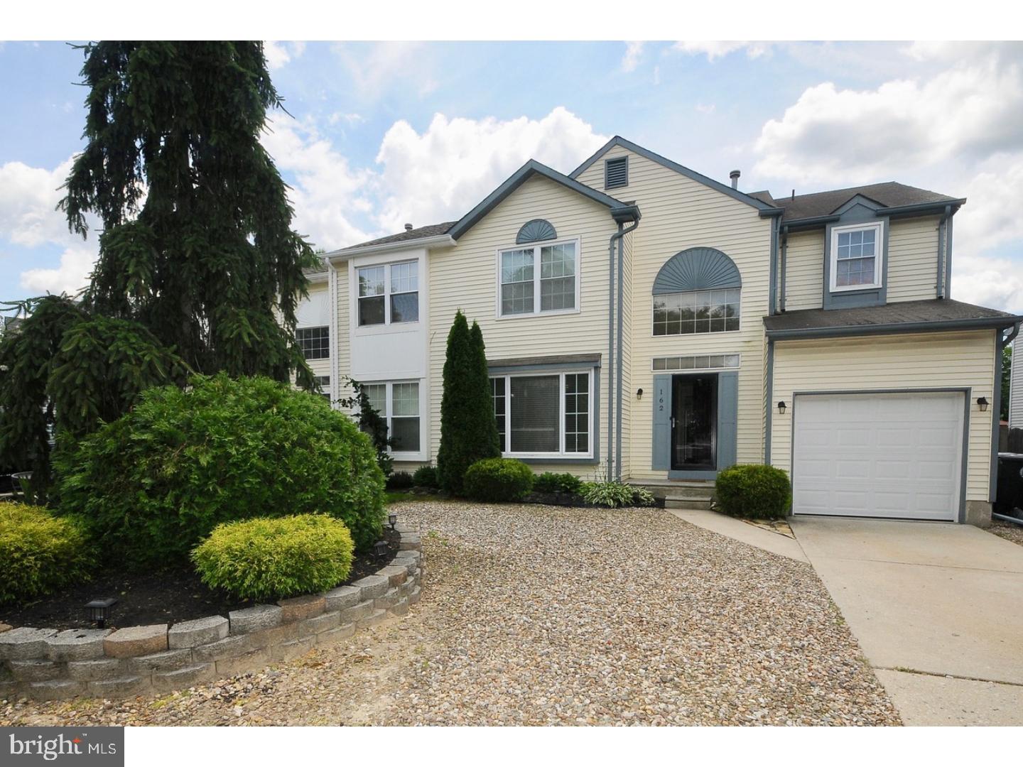 162 Crossing Way Clementon, NJ 08021 - Photo 1 of 23 Gallery Image 1