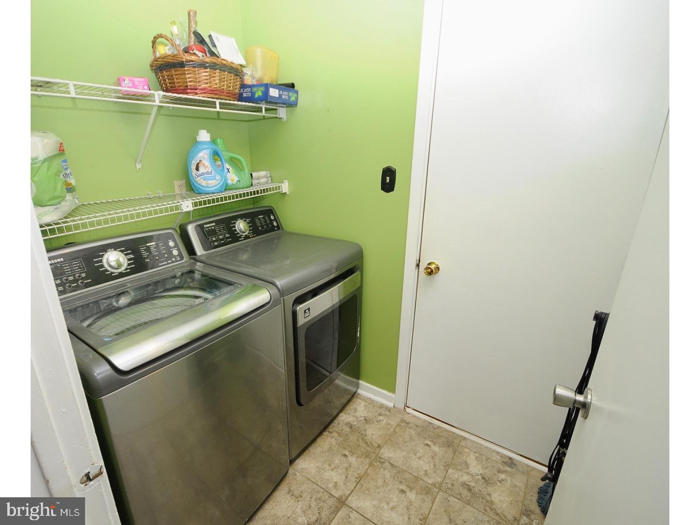 162 Crossing Way Clementon, NJ 08021 - Photo 8 of 23 Gallery Image 8