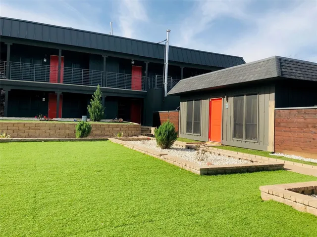 a front view of house with yard