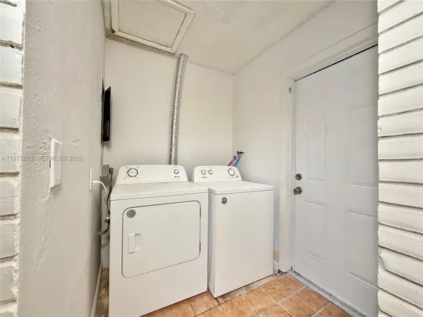 $459,000 | 7212 Southwest 3rd Court, North Lauderdale, FL 33068