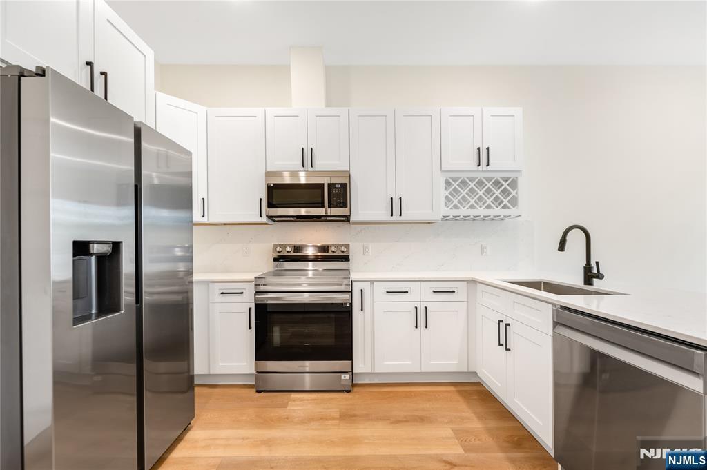 51 Queen Anne Road, Unit 201 Bogota, NJ 07603 - Photo 3 of 22