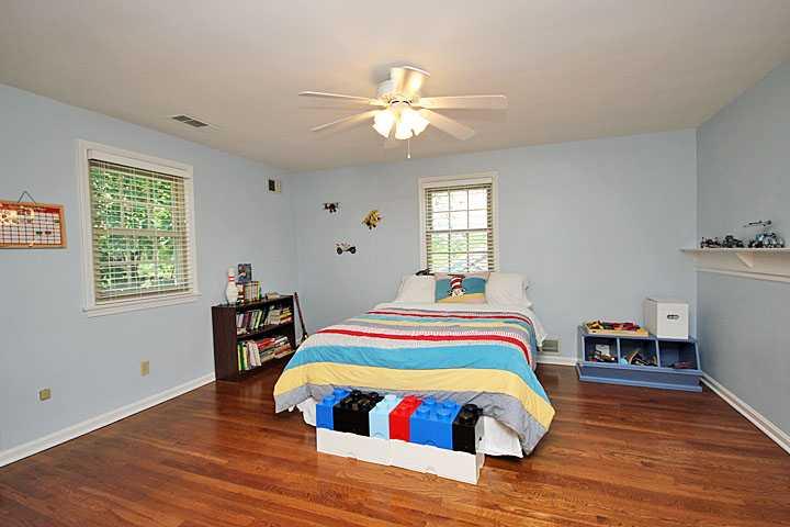 966 Osage Road Pittsburgh, PA 15243 - Photo 14 of 25 Bedroom.