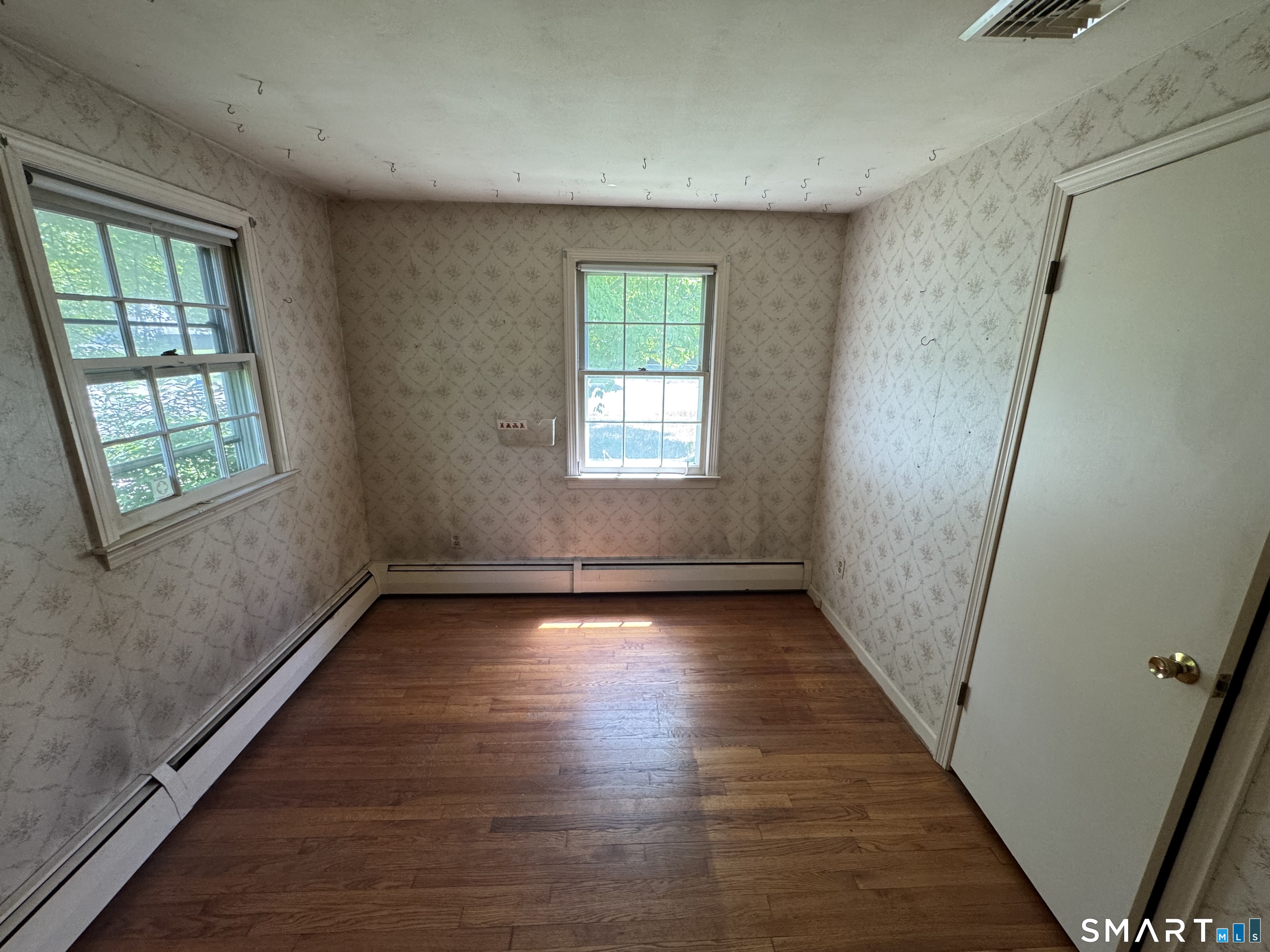 513 Essex Road Westbrook, CT 06498 - Photo 20 of 33