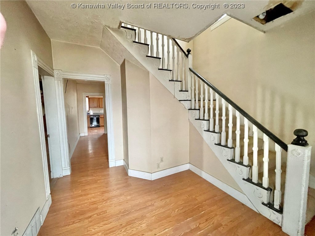 102 Highlawn Drive Ripley, WV 25271 - Photo 18 of 26 Gallery Image 18