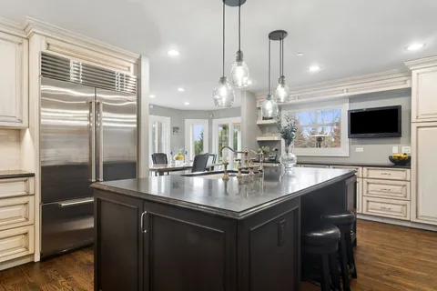 $1,029,000 | 1362 Gettysburg Road, Long Grove, IL 60047