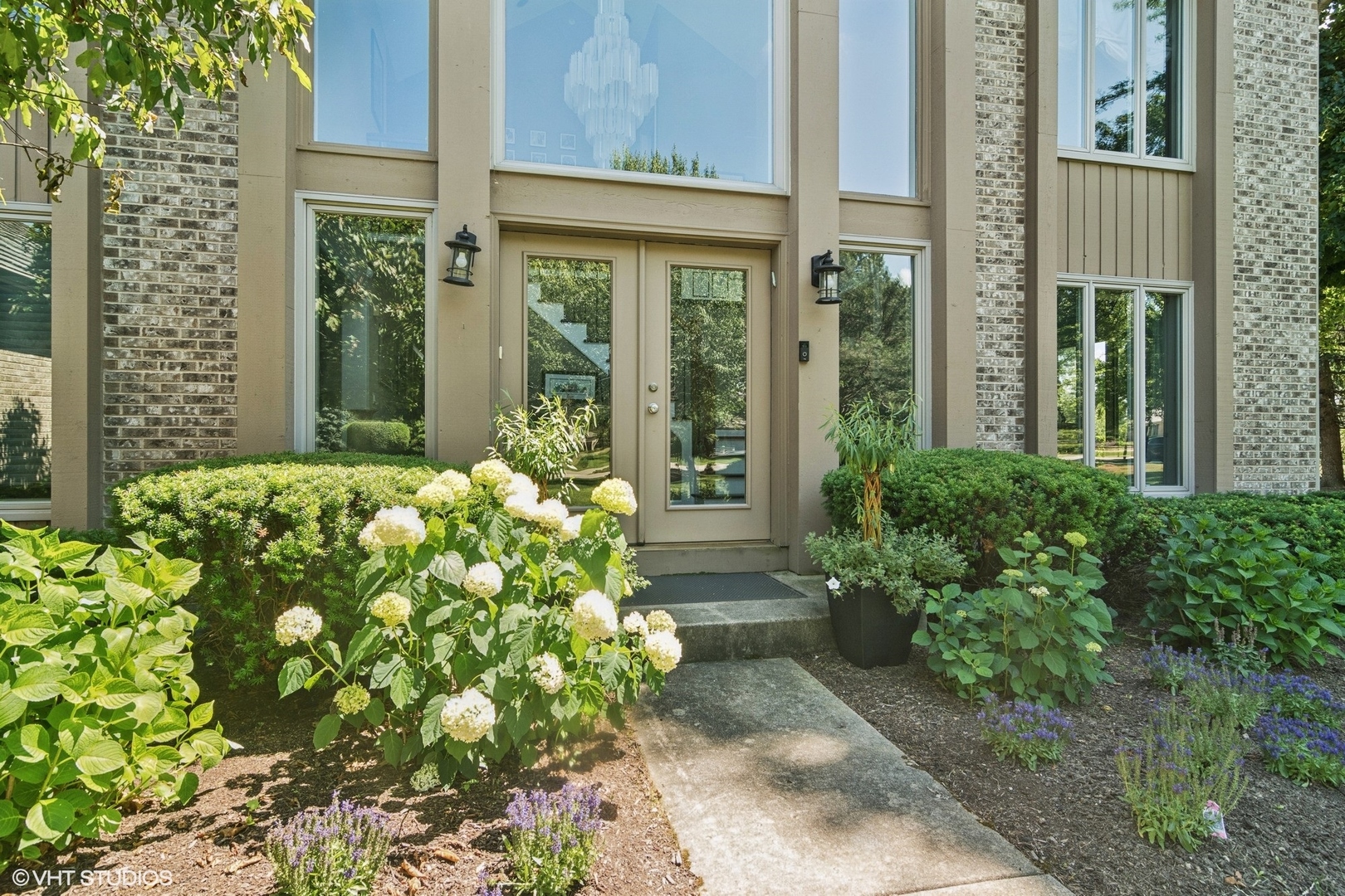 1362 Gettysburg Road Long Grove, IL 60047 - Photo 2 of 34