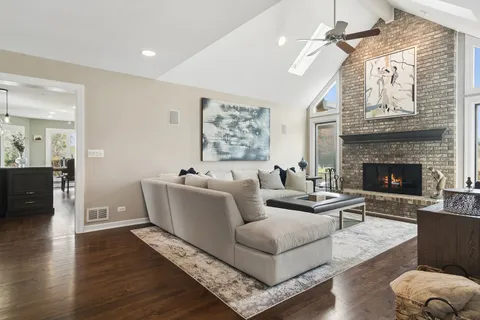 $1,029,000 | 1362 Gettysburg Road, Long Grove, IL 60047