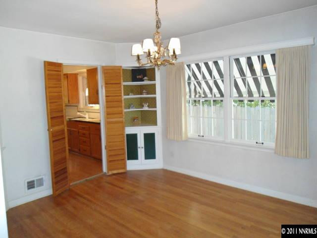 960 Walker Avenue Reno, NV 89509 - Photo 3 of 13 Photo 3