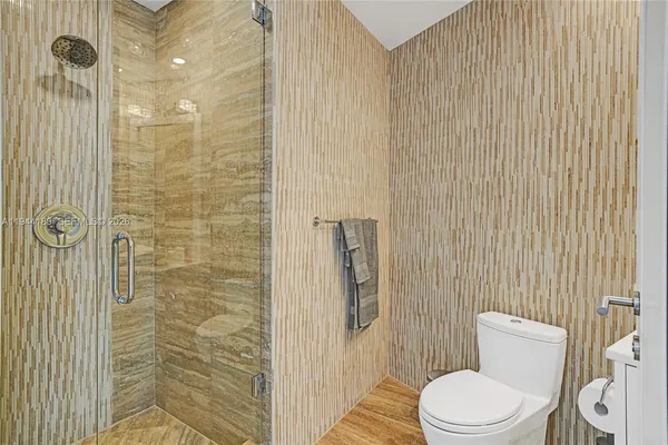 $12,500 | 15901 Collins Avenue, Unit 3006, Sunny Isles Beach, FL 33160