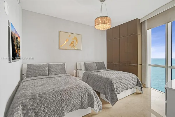 $12,500 | 15901 Collins Avenue, Unit 3006, Sunny Isles Beach, FL 33160