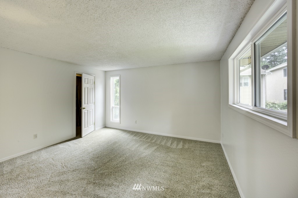 16806 3rd Avenue Southeast Bothell, WA 98012 - Photo 13 of 25 Gallery Image 13