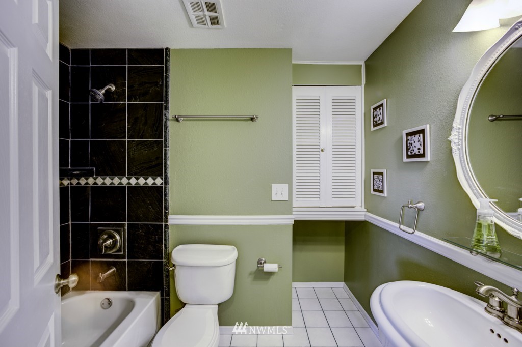 16806 3rd Avenue Southeast Bothell, WA 98012 - Photo 17 of 25 Gallery Image 17