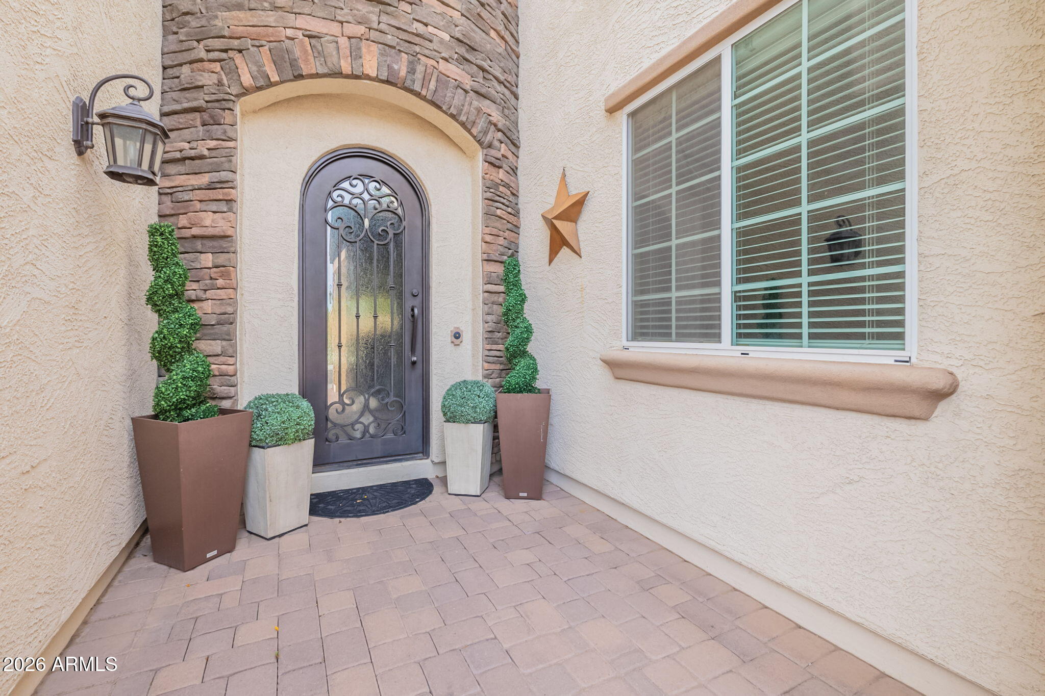 634 West Ranch Road Gilbert, AZ 85233 - Photo 4 of 114