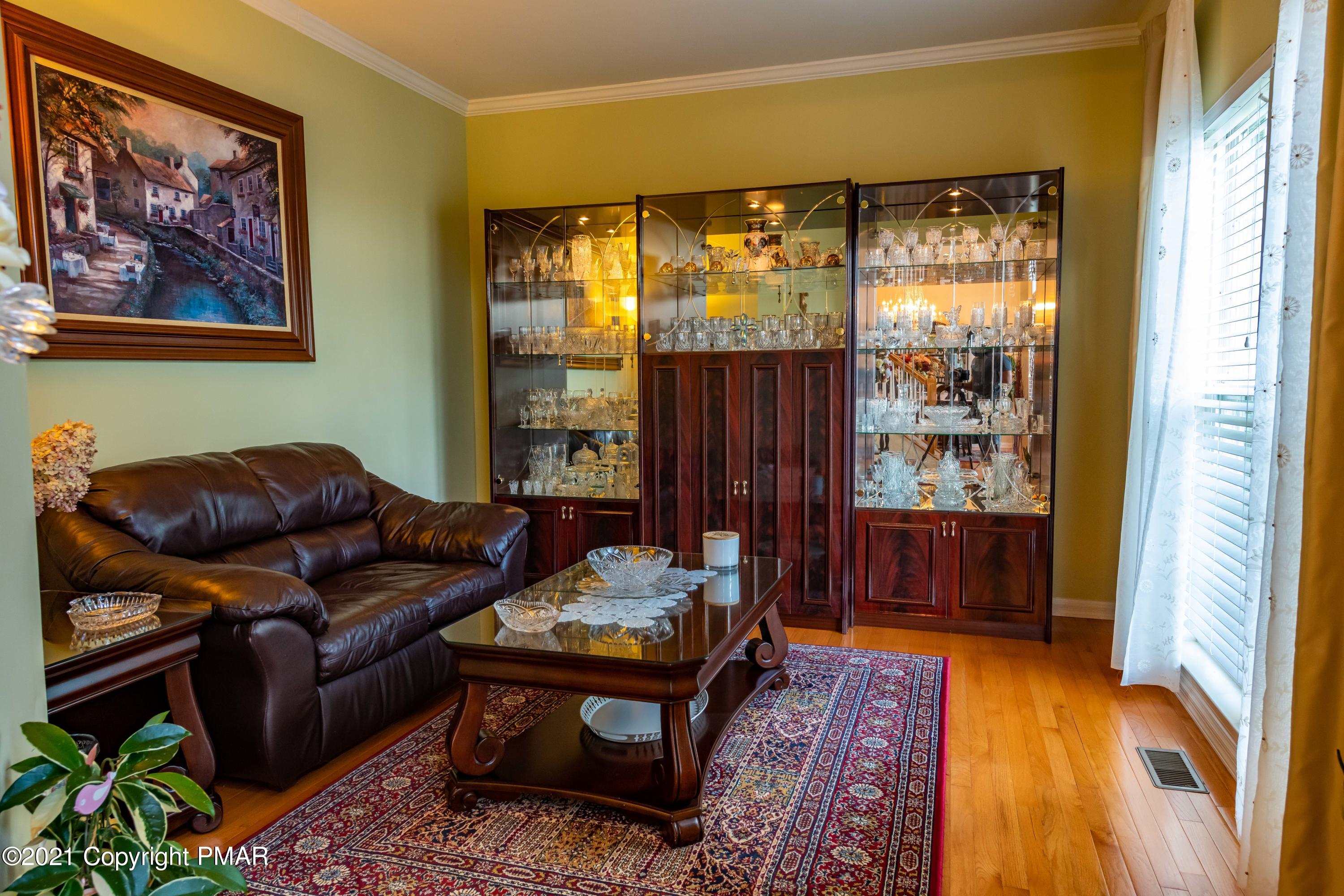 9 Upper Way Road Easton, PA 18045 - Photo 5 of 50 DSC_6974-3