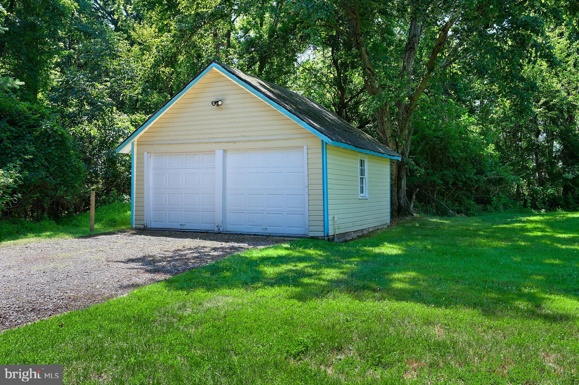 166 Pennington Harbourton Road Pennington, NJ 08534 - Photo 23 of 25 Gallery Image 23