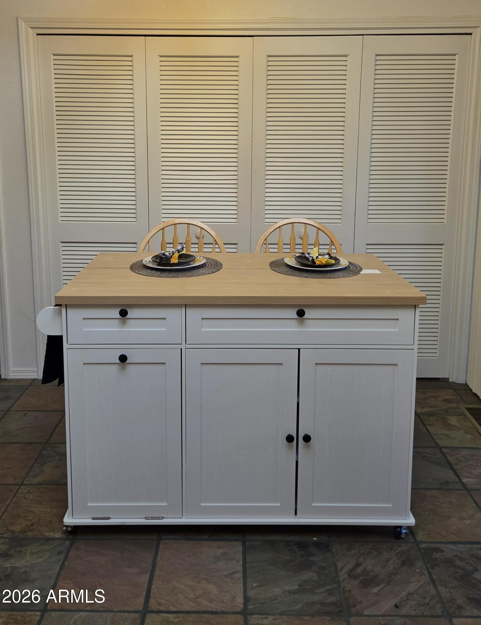 3638 North Whispering Pine Road Pine, AZ 85544 - Photo 14 of 32 Island in Kitchen