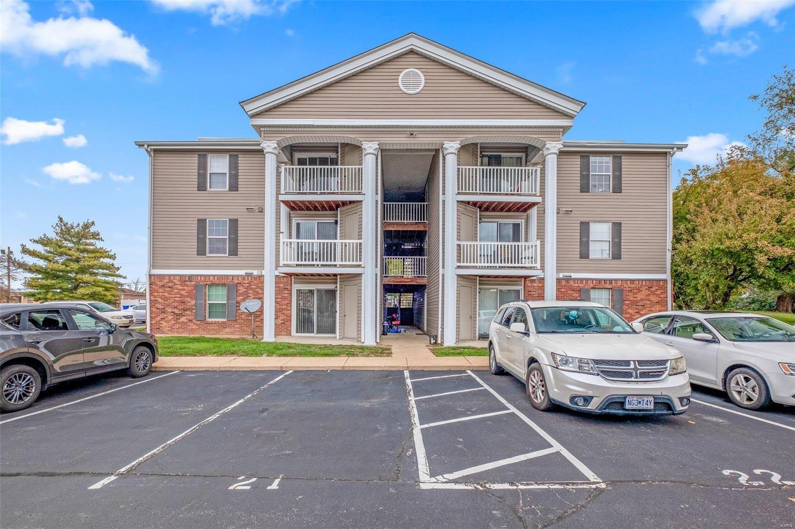 12114 Natural Bridge Road, Unit B Bridgeton, MO 63044 - Photo 1 of 19 Gallery Image 1