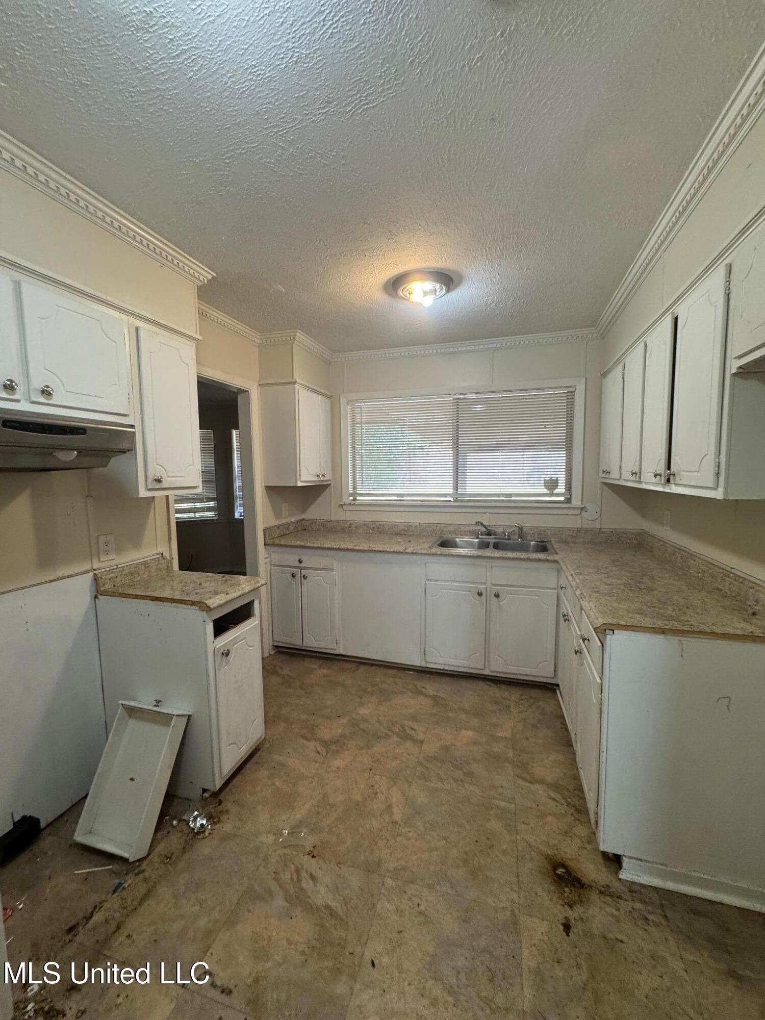 6607 Franklin Delano Roosevelt Drive Jackson, MS 39213 - Photo 11 of 26 IMG_5828