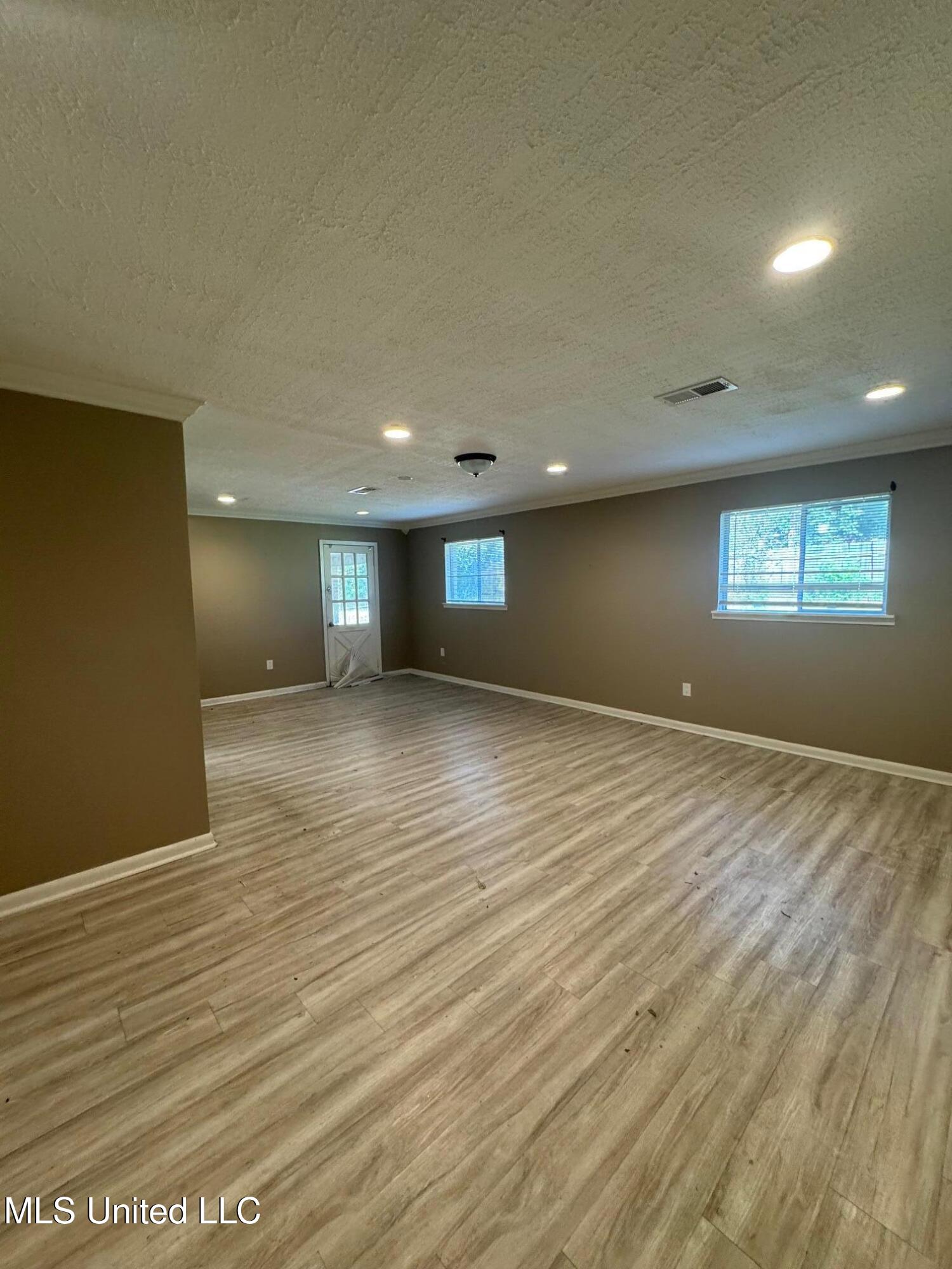 6607 Franklin Delano Roosevelt Drive Jackson, MS 39213 - Photo 13 of 26 IMG_5835