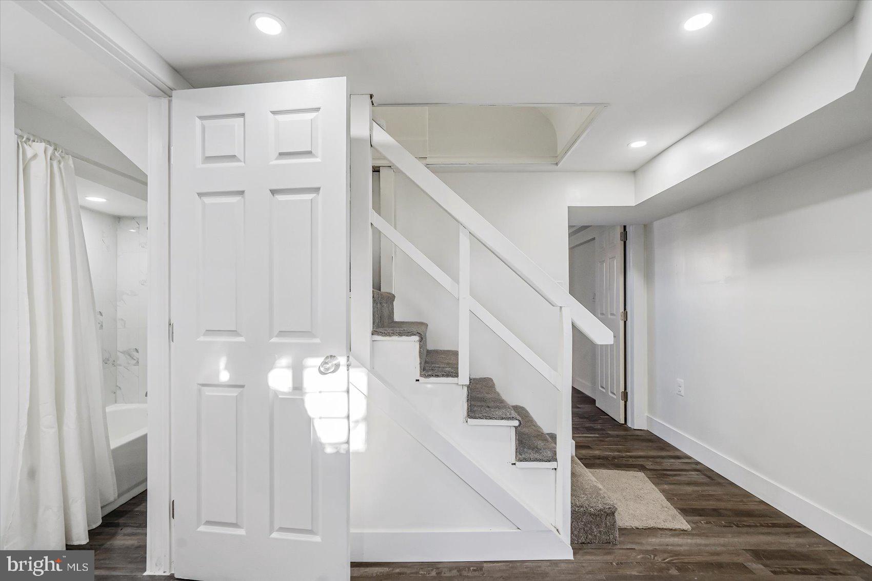 3925 Chesterfield Avenue Baltimore, MD 21213 - Photo 26 of 35 a view of entryway and hall with wooden floor