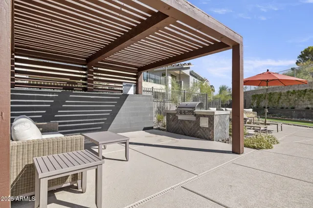 $905,112 | 1 Easy Street, Unit 6, Carefree, AZ 85377