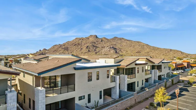 $905,112 | 1 Easy Street, Unit 6, Carefree, AZ 85377