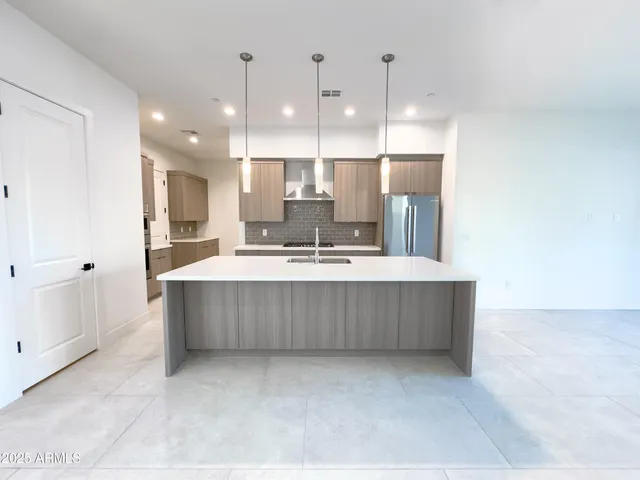 $905,112 | 1 Easy Street, Unit 6, Carefree, AZ 85377