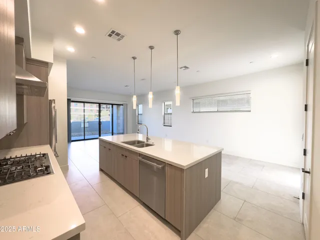 $905,112 | 1 Easy Street, Unit 6, Carefree, AZ 85377