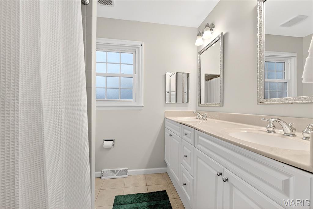 13622 Peacock Farm Road St. Louis, MO 63131 - Photo 19 of 25