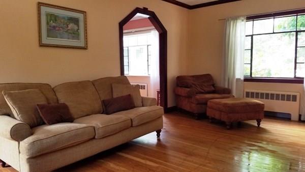 105 Ferncroft Road Milton, MA 02186 - Photo 9 of 28 Gallery Image 9