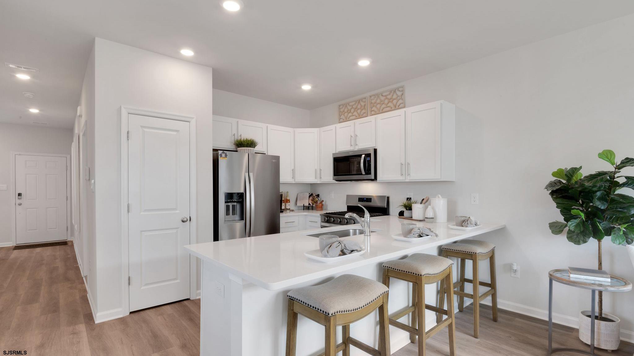 204 Bentz Avenue, Unit 4 Villas, NJ 08251 - Photo 9 of 25