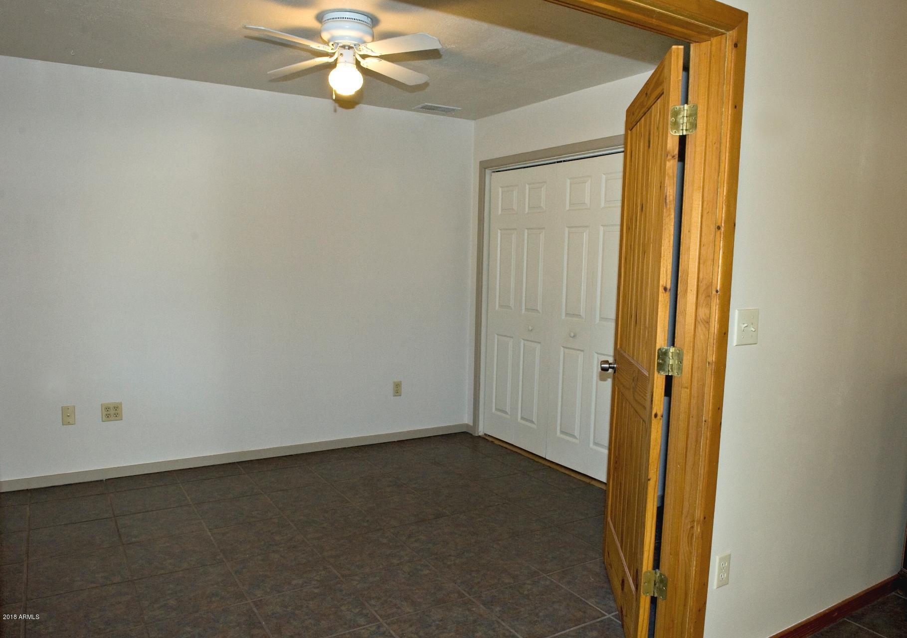 4933 German Ranch Road Strawberry, AZ 85544 - Photo 16 of 42 Den - office