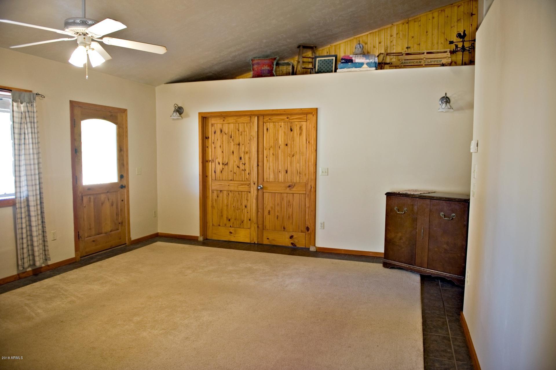4933 German Ranch Road Strawberry, AZ 85544 - Photo 7 of 42 Living Room