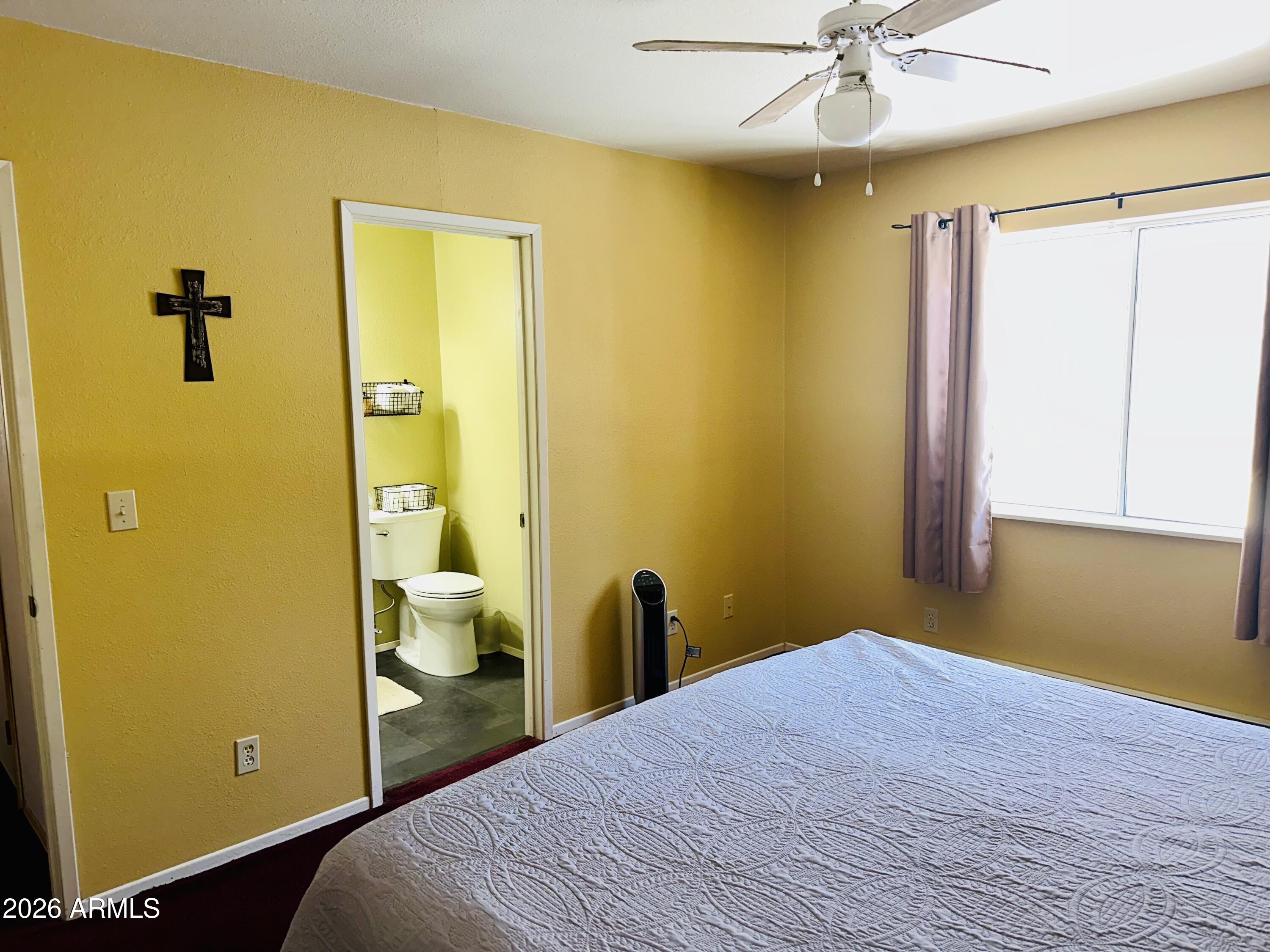 2927 Wildcat Trail Overgaard, AZ 85933 - Photo 16 of 18 Master Bedroom