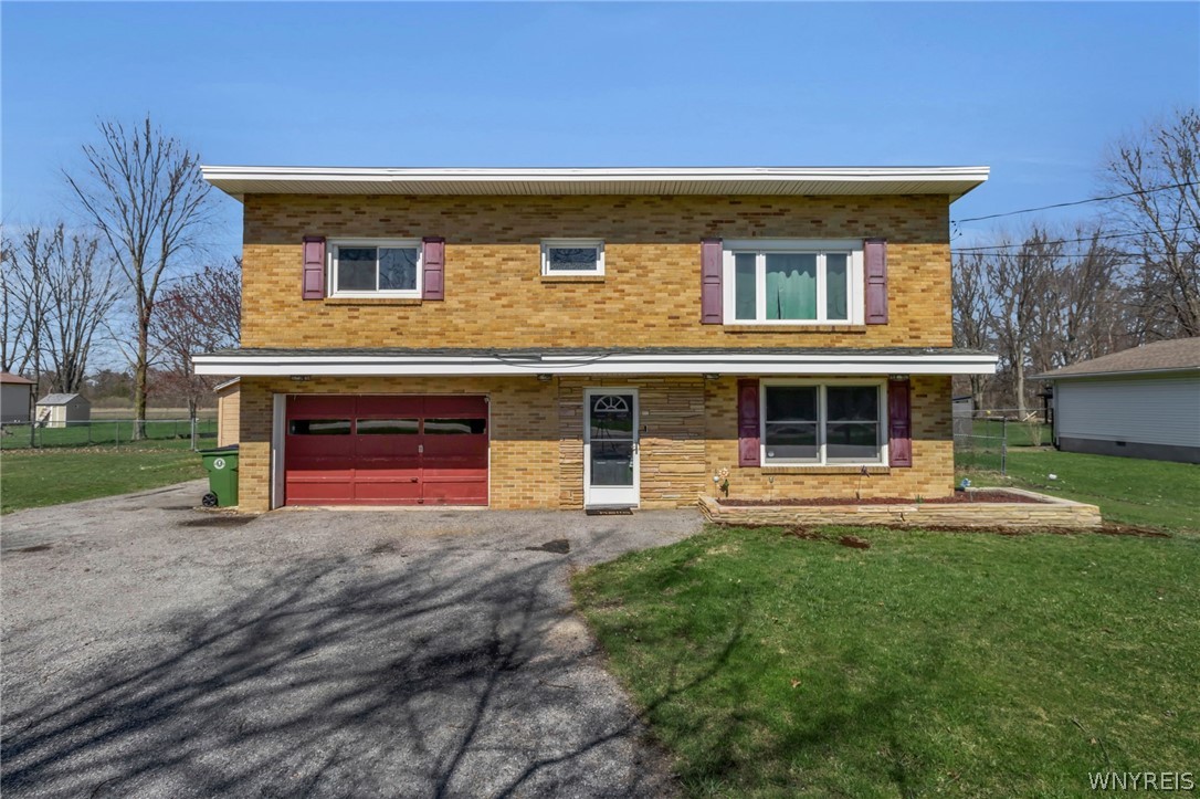 2981 Krueger Road Wheatfield, NY 14120 - Photo 1 of 40