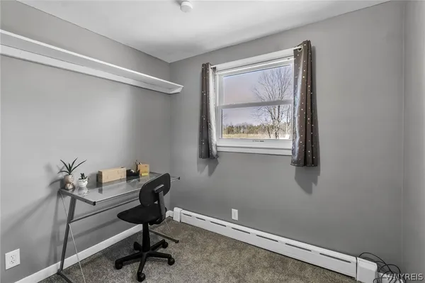 $319,900 | 2981 Krueger Road, Wheatfield, NY 14120