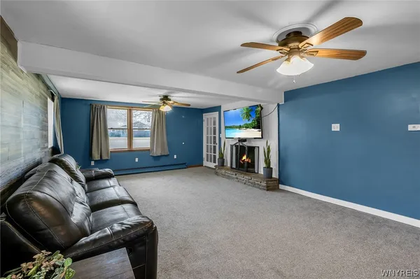 $319,900 | 2981 Krueger Road, Wheatfield, NY 14120