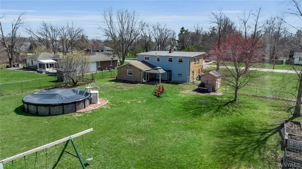 $319,900 | 2981 Krueger Road, Wheatfield, NY 14120